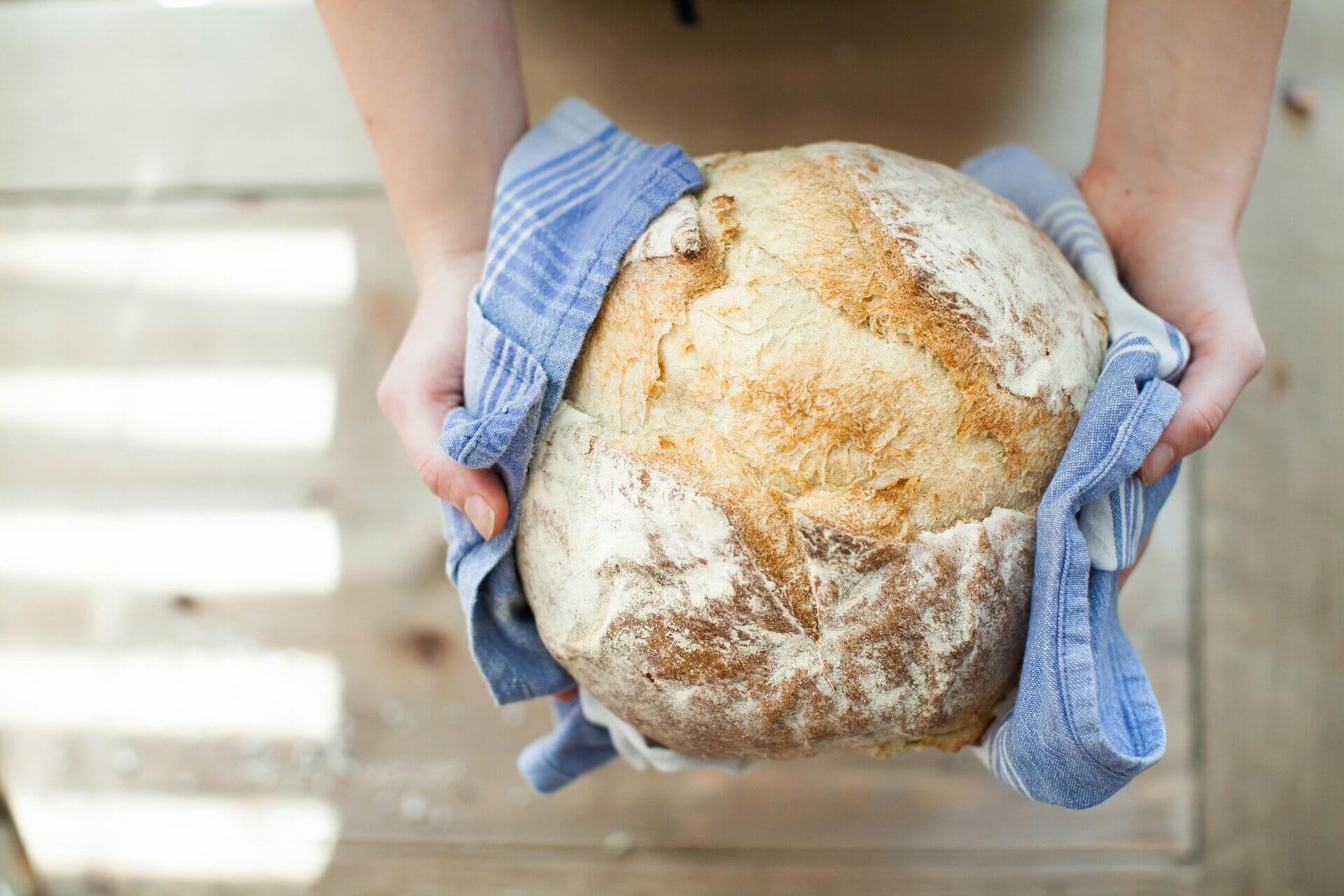 How to Eat Italian Bread